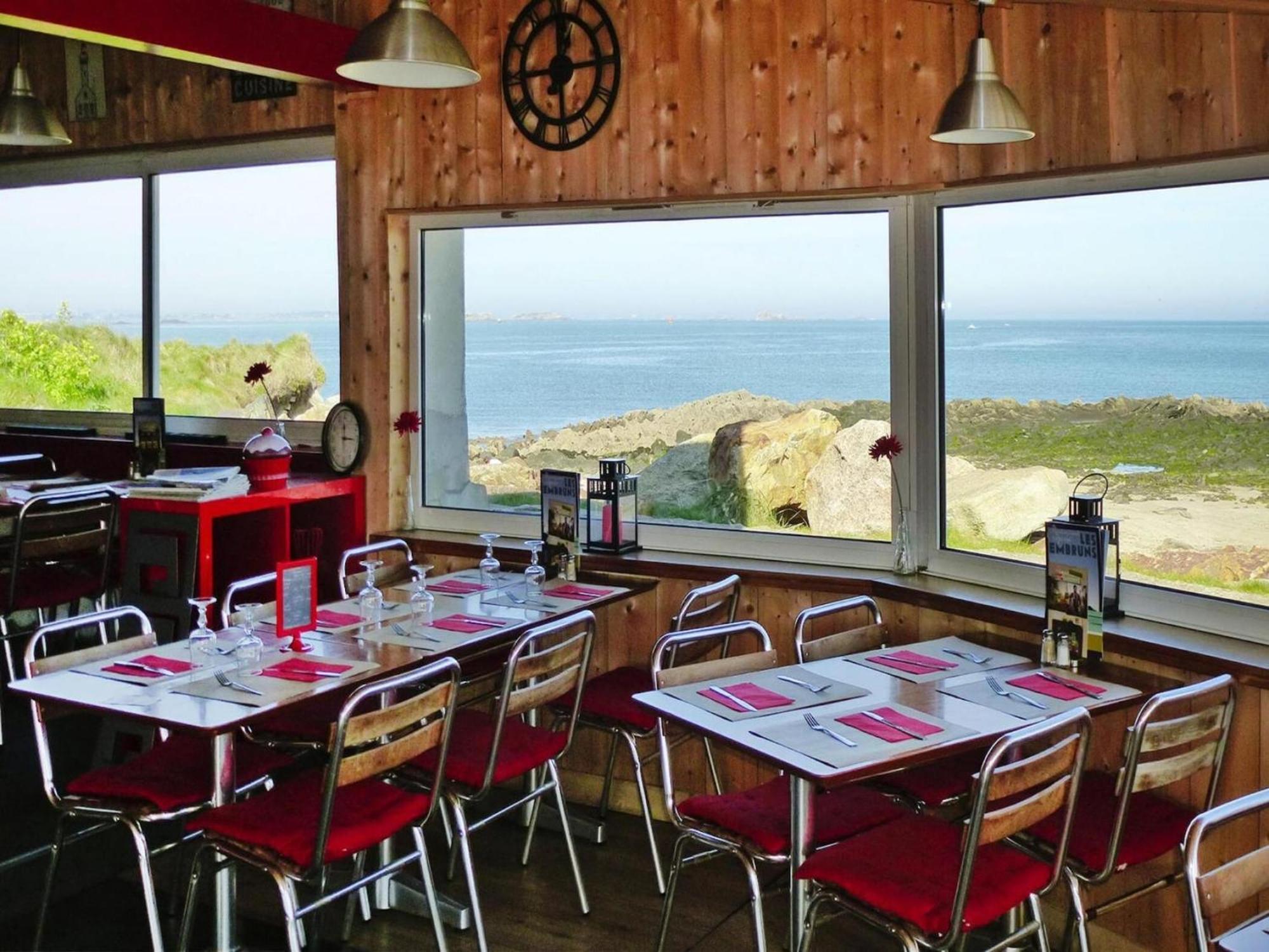 Pretty Breton Holiday Home In A Top Location Плугану Екстериор снимка