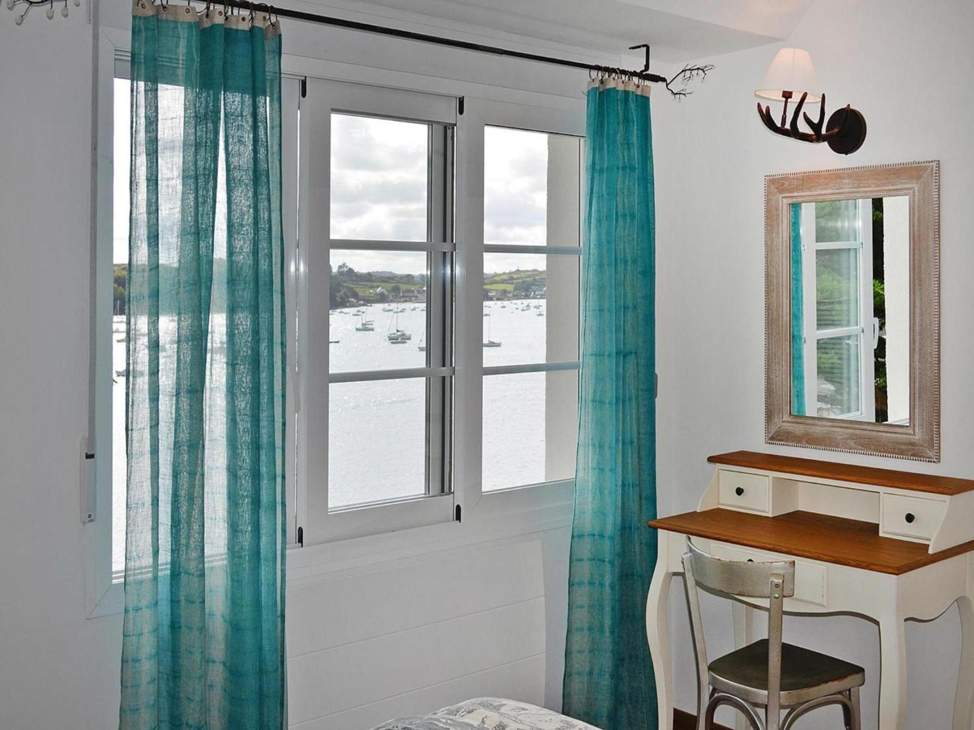 Pretty Breton Holiday Home In A Top Location Плугану Екстериор снимка
